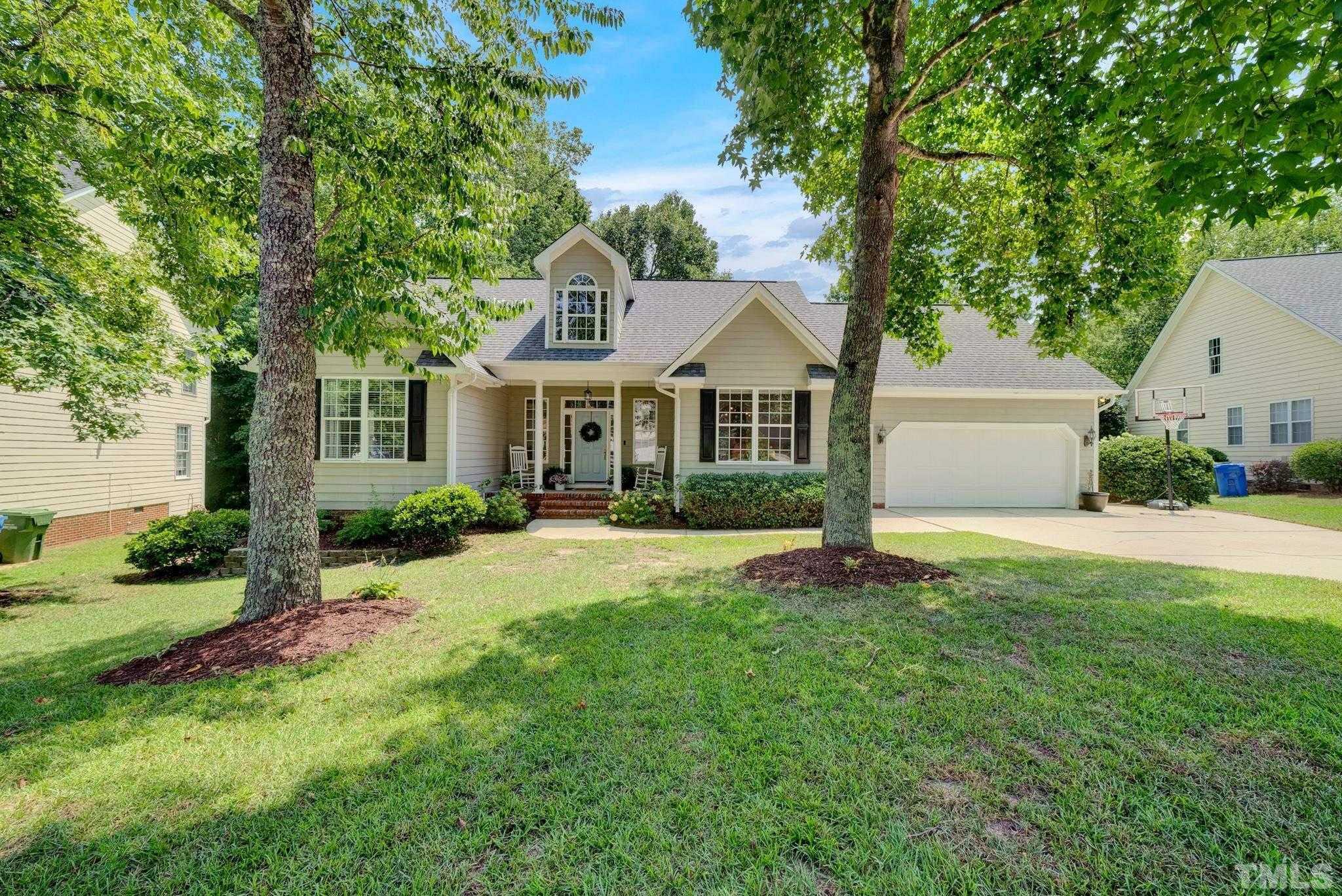 712 Noconia Place, 2466602, Fuquay Varina, Detached,  for sale, Pamela Andrejev, Realty World - Triangle Living